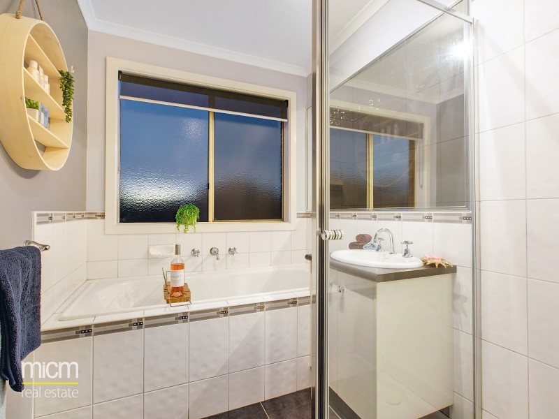 11 Arthur Close, Truganina VIC 3029