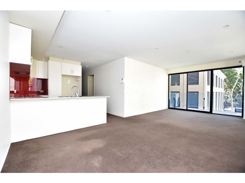 204/83 Queens Road, Melbourne VIC 3004