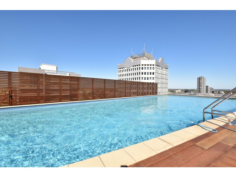 204/83 Queens Road, Melbourne VIC 3004