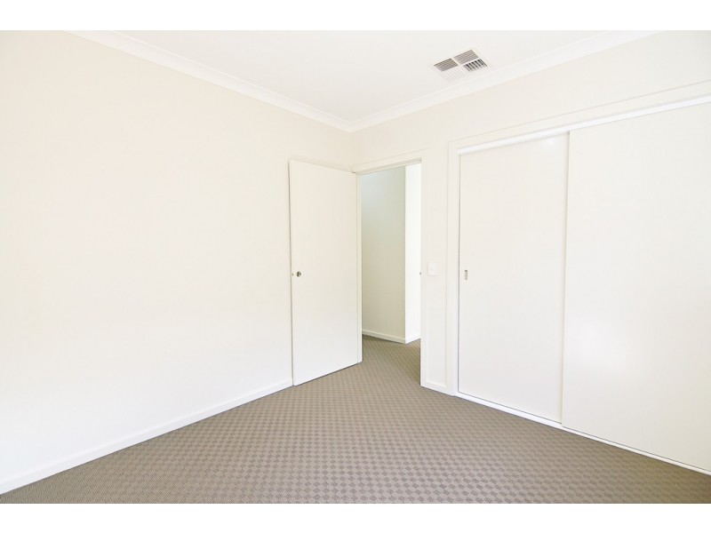 22 Fairhall Avenue, Werribee VIC 3030