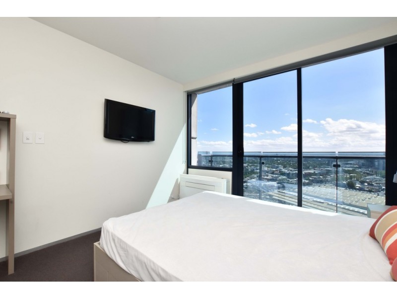 2803/181 A’Beckett Street, Melbourne VIC 3000