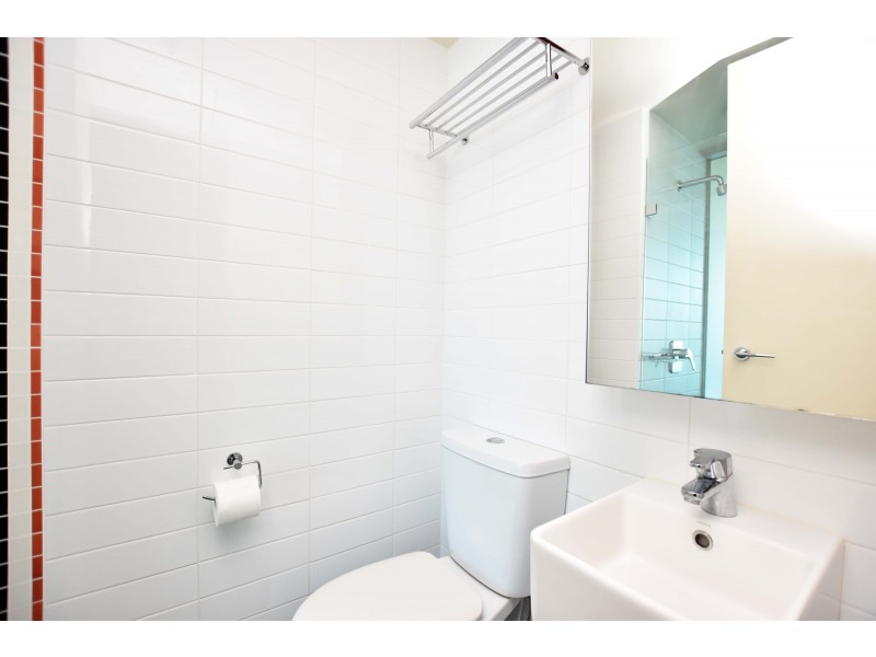 2803/181 A’Beckett Street, Melbourne VIC 3000