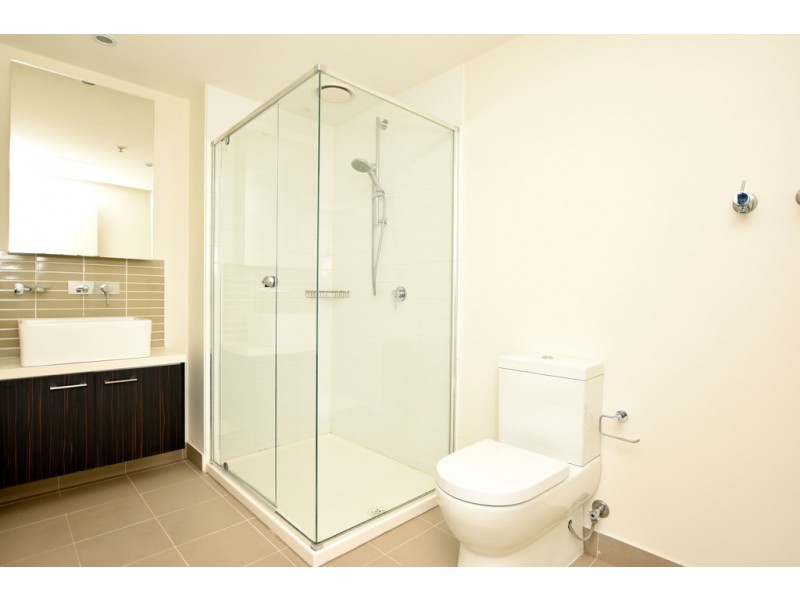 1708/8 Sutherland Street, Melbourne VIC 3000