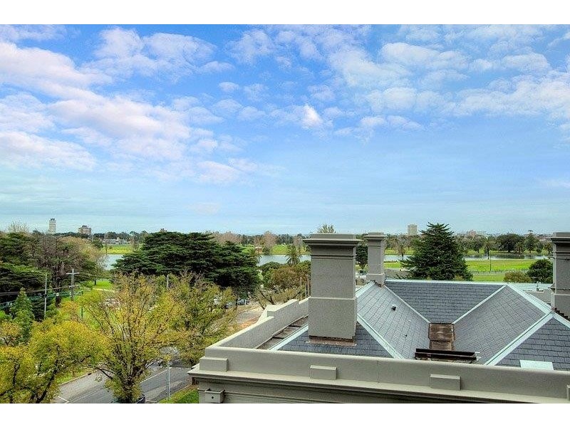 312/55 Queens Road, Melbourne VIC 3000