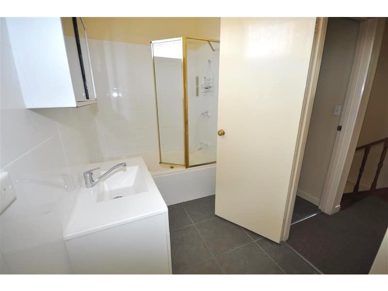 11 McCabe Place, North Melbourne VIC 3051