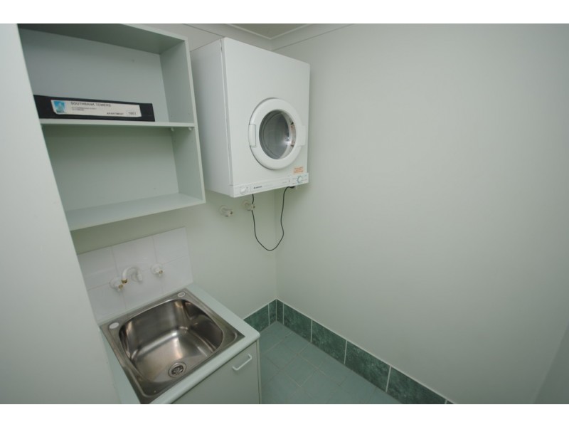 REF 031503/83 Queensbridge Street, Southbank VIC 3006