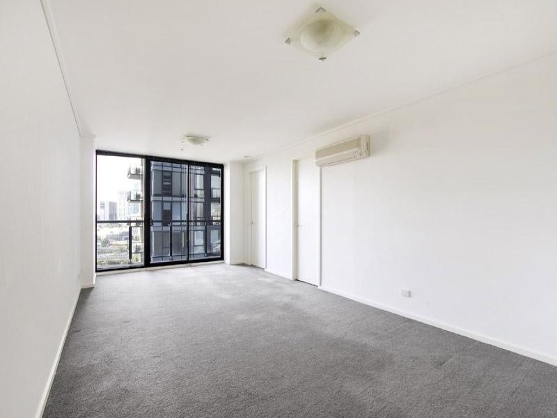 REF 031515/173 City Road, Southbank VIC 3006