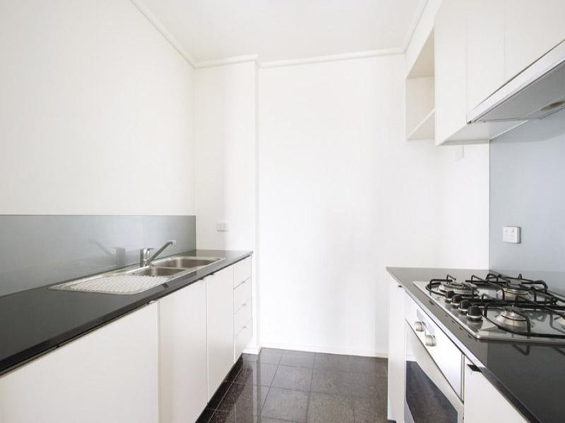 REF 031515/173 City Road, Southbank VIC 3006