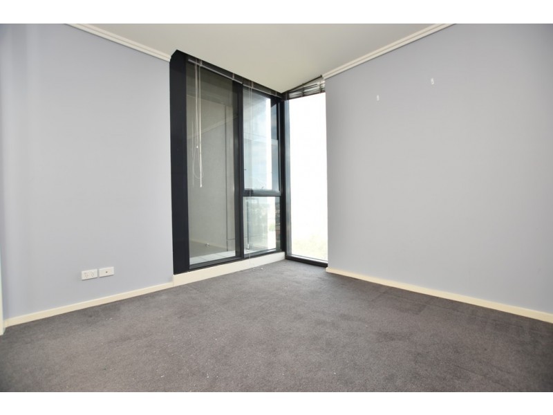 REF 031506/88 Kavanagh Street, Southbank VIC 3006