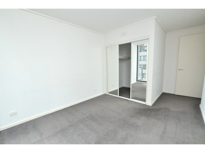 REF 031509/173 City Road, Southbank VIC 3006