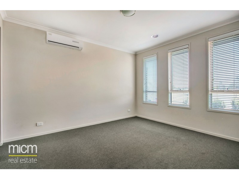 6 Lure Avenue, Point Cook VIC 3030