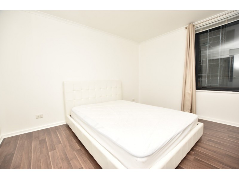 REF 031946/38 Kavanagh Street, Southbank VIC 3006