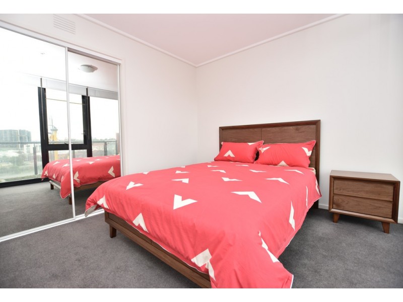REF 032002/100 Kavanagh Street, Southbank VIC 3006