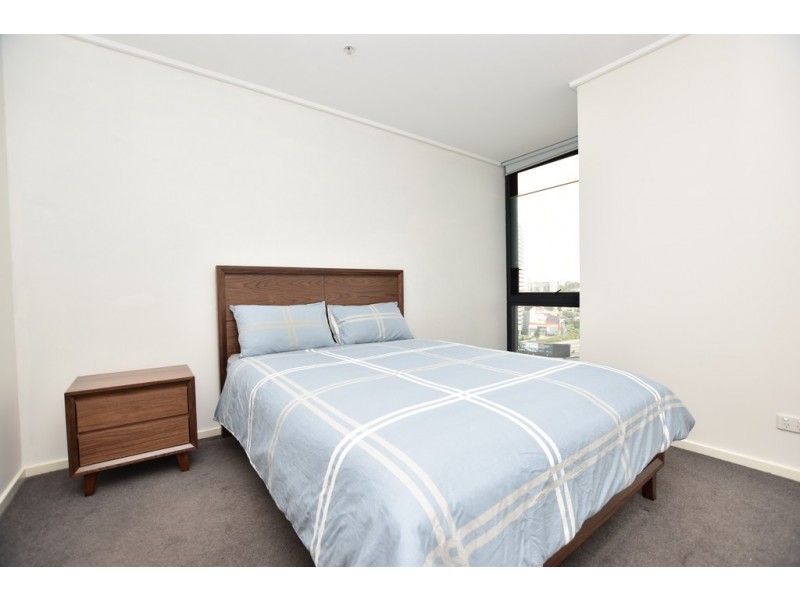 REF 032002/100 Kavanagh Street, Southbank VIC 3006
