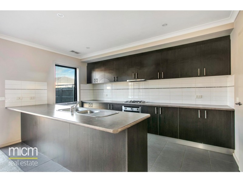 11 Bliss Street, Point Cook VIC 3030