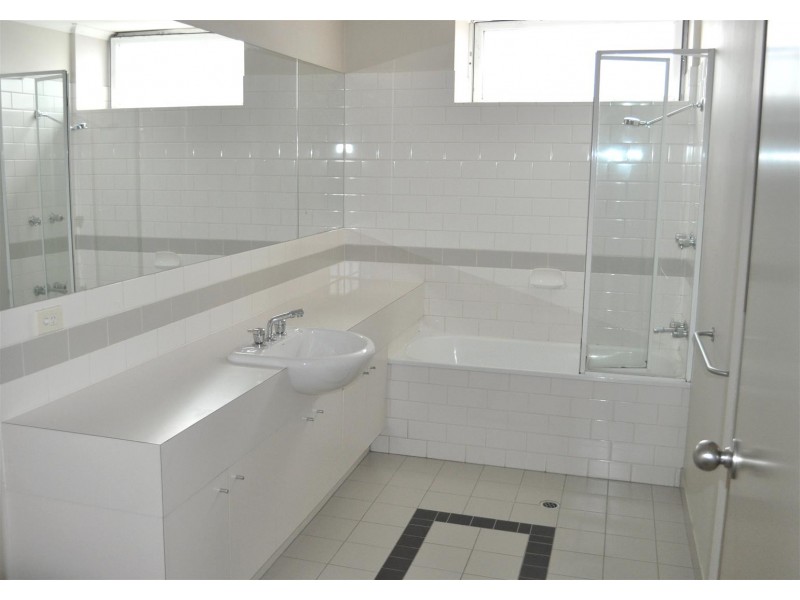 REF 032131/161 Sturt Street, Southbank VIC 3006