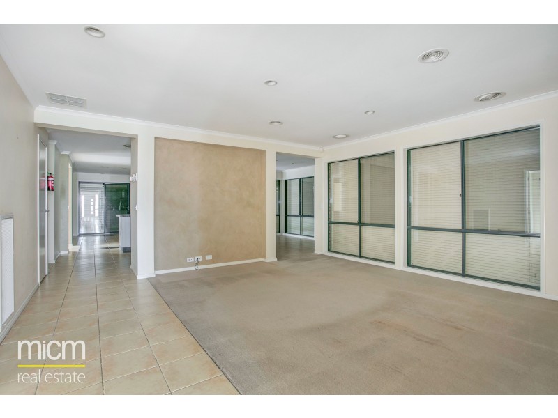 15 Trapani Avenue, Point Cook VIC 3030