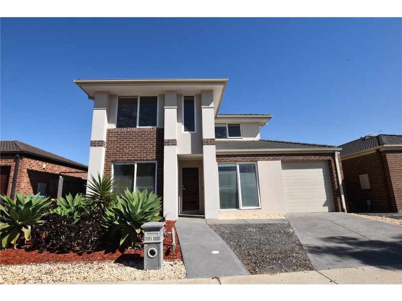 13 Saturn Drive, Truganina VIC 3029