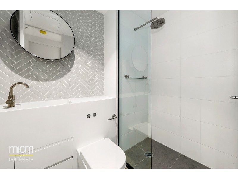 1008/135 A’Beckett Street, Melbourne VIC 3000