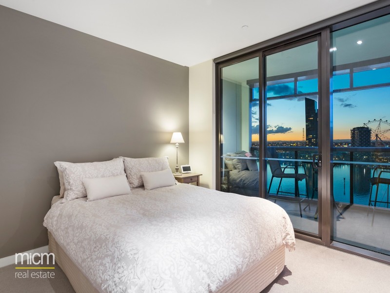 123/8 Waterside Place, Docklands VIC 3008