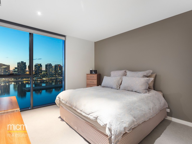 123/8 Waterside Place, Docklands VIC 3008