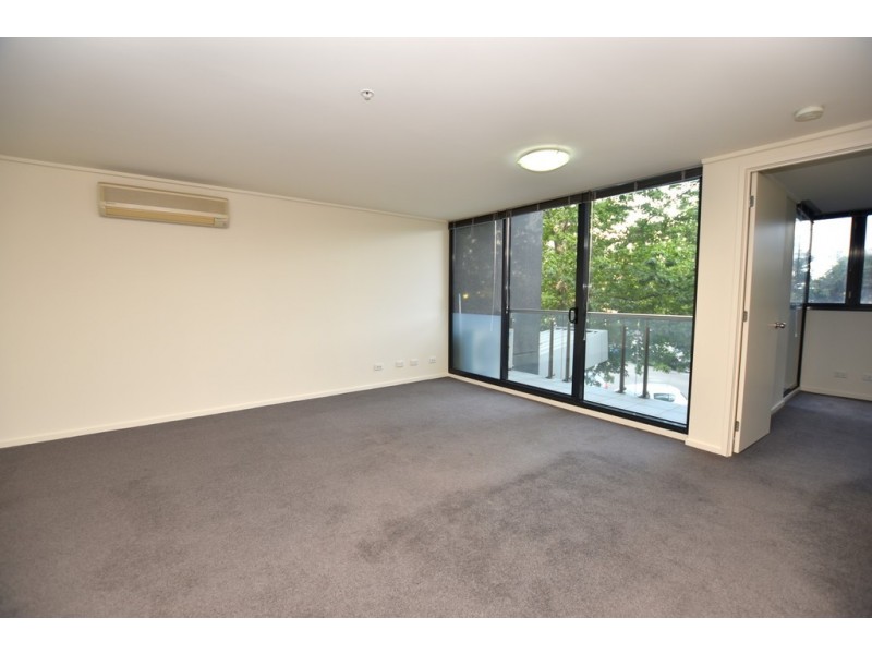 REF 032915/100 Kavanagh Street, Southbank VIC 3006