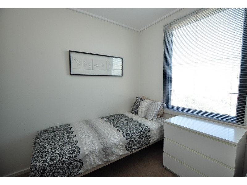 REF 032979/99 Whiteman Street, Southbank VIC 3006