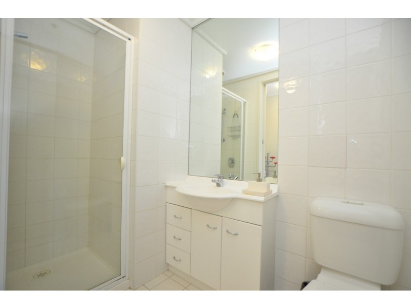 REF 032979/99 Whiteman Street, Southbank VIC 3006