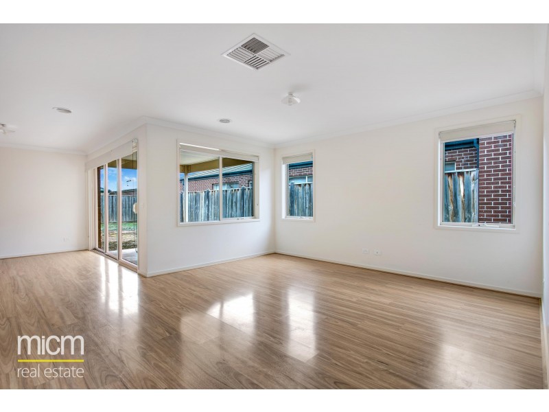 13 Castor Street, Williams Landing VIC 3027