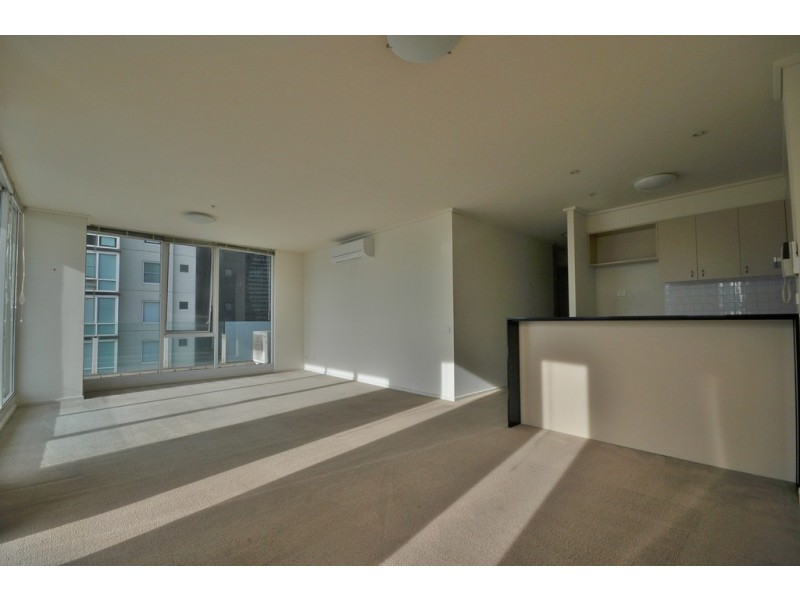 REF 040923/83 Whiteman Street, Southbank VIC 3006
