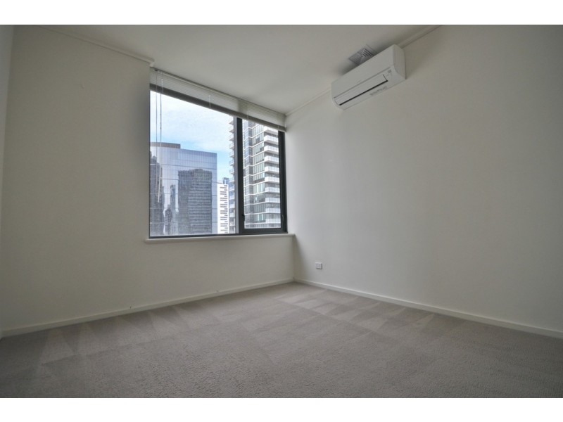 REF 040923/83 Whiteman Street, Southbank VIC 3006