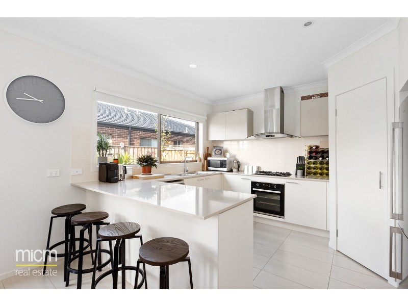 81 Bondi Parade, Point Cook VIC 3030