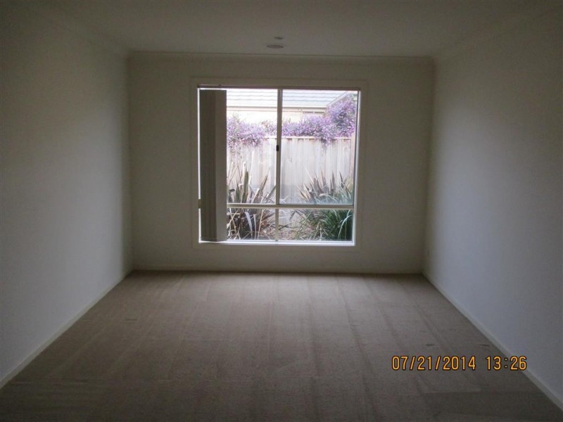9 Shoveler Close, Williams Landing VIC 3027