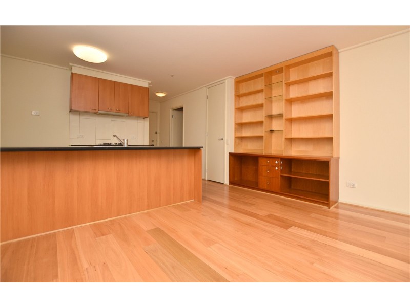 REF 041602/163 City Road, Southbank VIC 3006