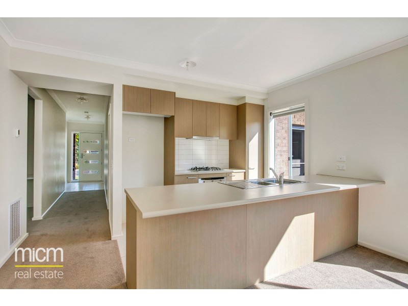 61 Barnstormer Boulevard, Point Cook VIC 3030