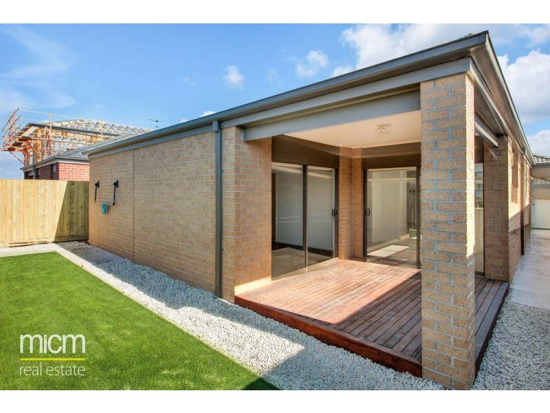 9 Moree Road, Point Cook VIC 3030