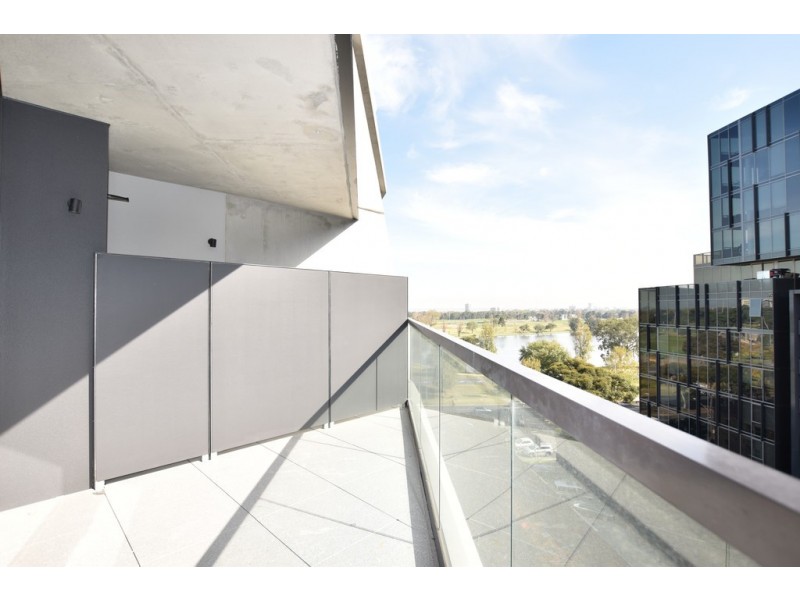 712/77 Queens Road, Melbourne VIC 3004