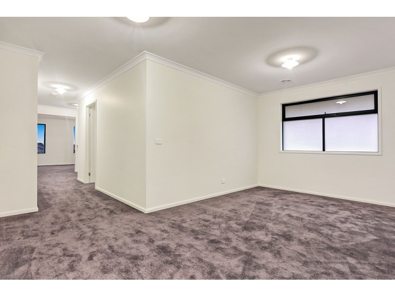 50 Award Crescent, Truganina VIC 3029