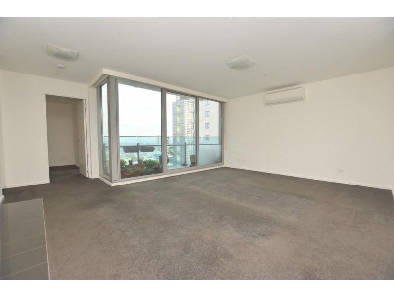 REF 042407/241 City Road, Southbank VIC 3006