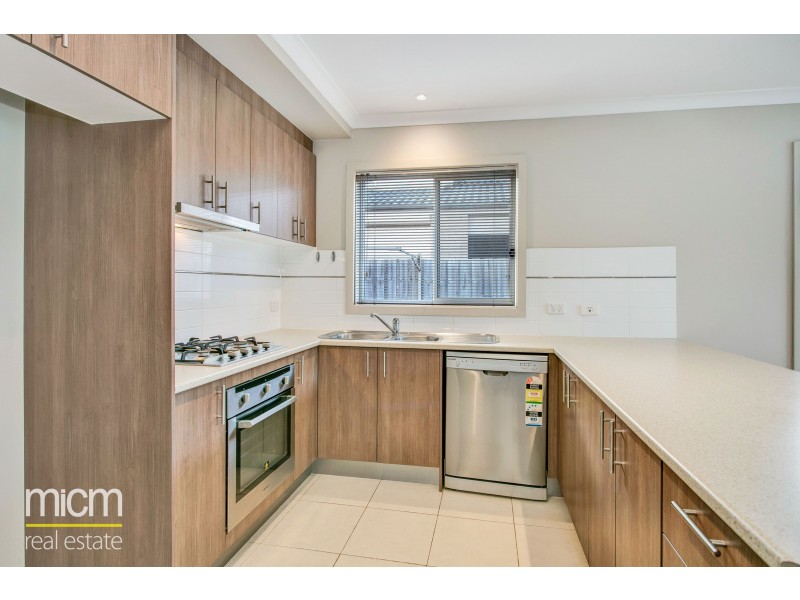 13 Landing Place, Point Cook VIC 3030