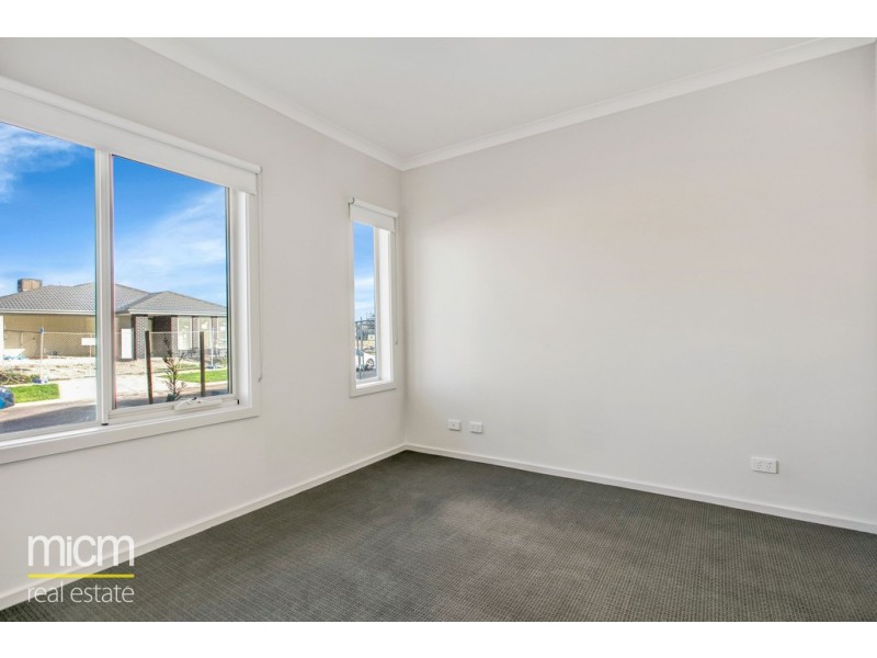 30 Astoria Drive, Point Cook VIC 3030