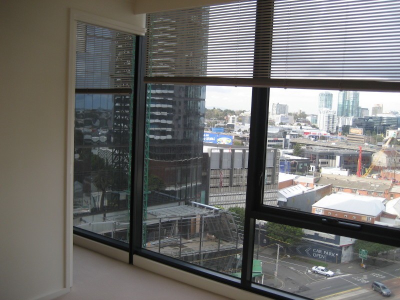 REF 042607/63 Whiteman Street, Southbank VIC 3006