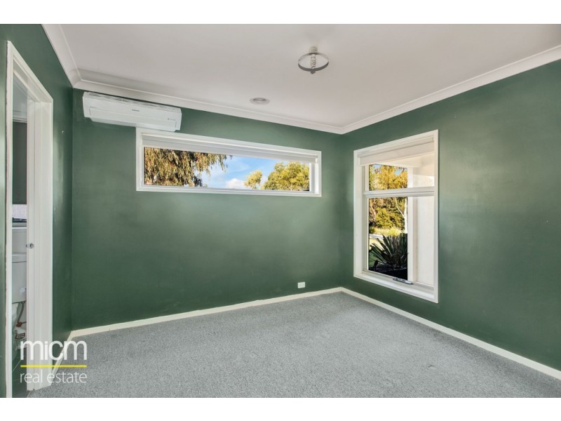 15 Reef Walk, Point Cook VIC 3030