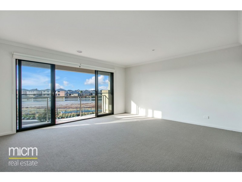 81 Bondi Parade, Point Cook VIC 3030