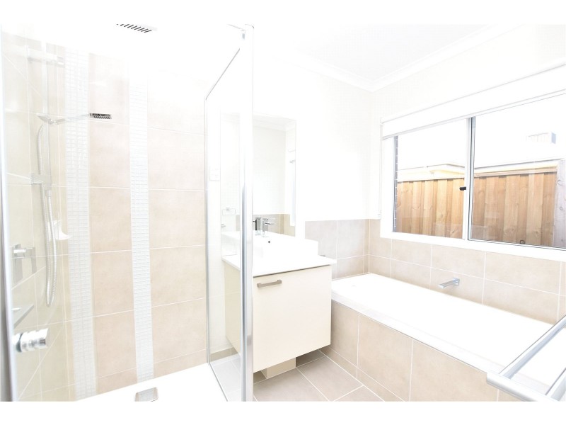 5 Topanga Street, Point Cook VIC 3030