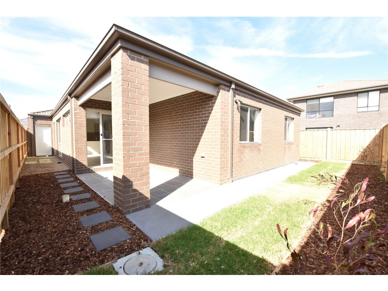 5 Topanga Street, Point Cook VIC 3030