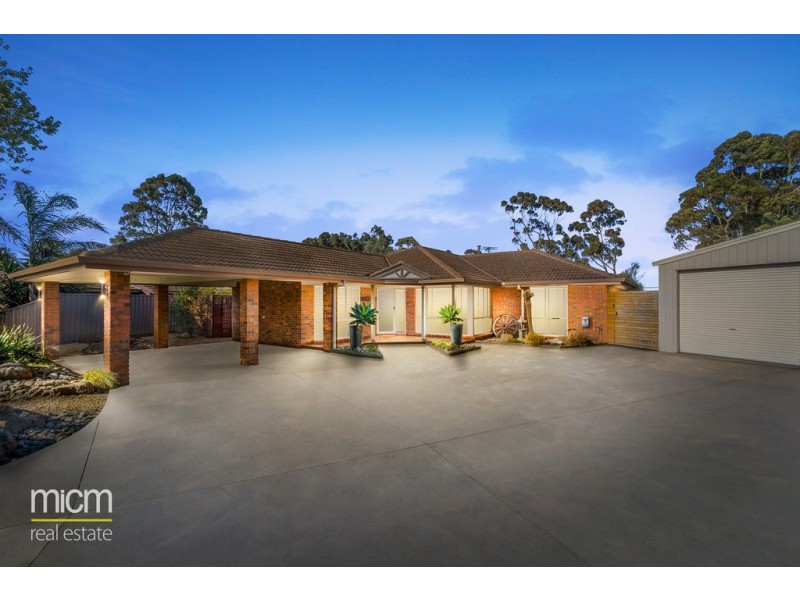 5 Grosvenor Place, Werribee VIC 3030