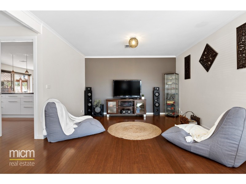 5 Grosvenor Place, Werribee VIC 3030