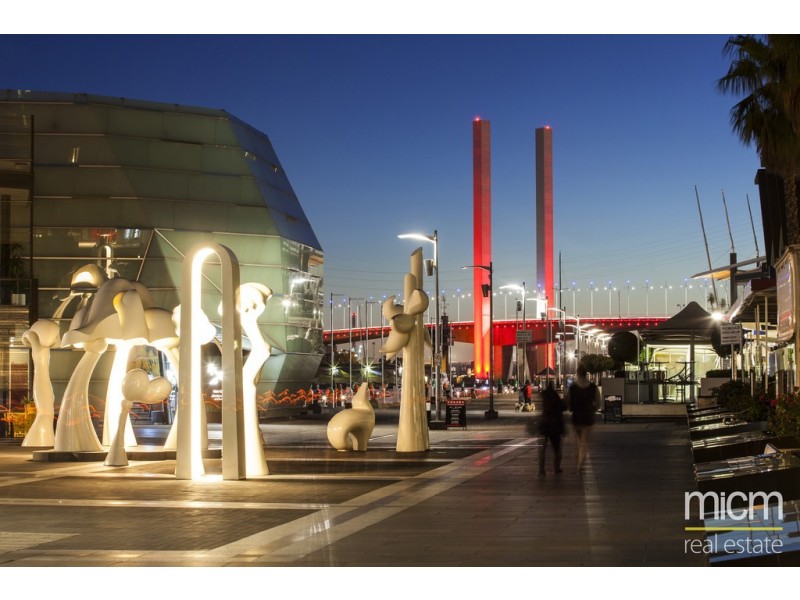 11M/9 Waterside Place, Docklands VIC 3008