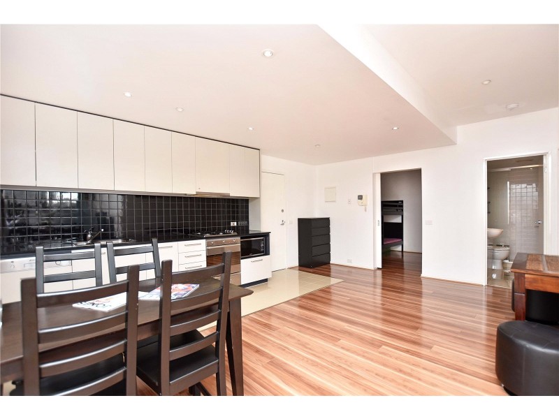 613/118 Russell Street, Melbourne VIC 3000